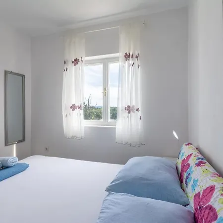 Apartmán Spacious Sea View Zeljko Milna (Brac)